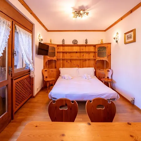 Lejlighed Guesthost - Silent Peaks - Cortina's Wooden Haven Cortina dʼAmpezzo